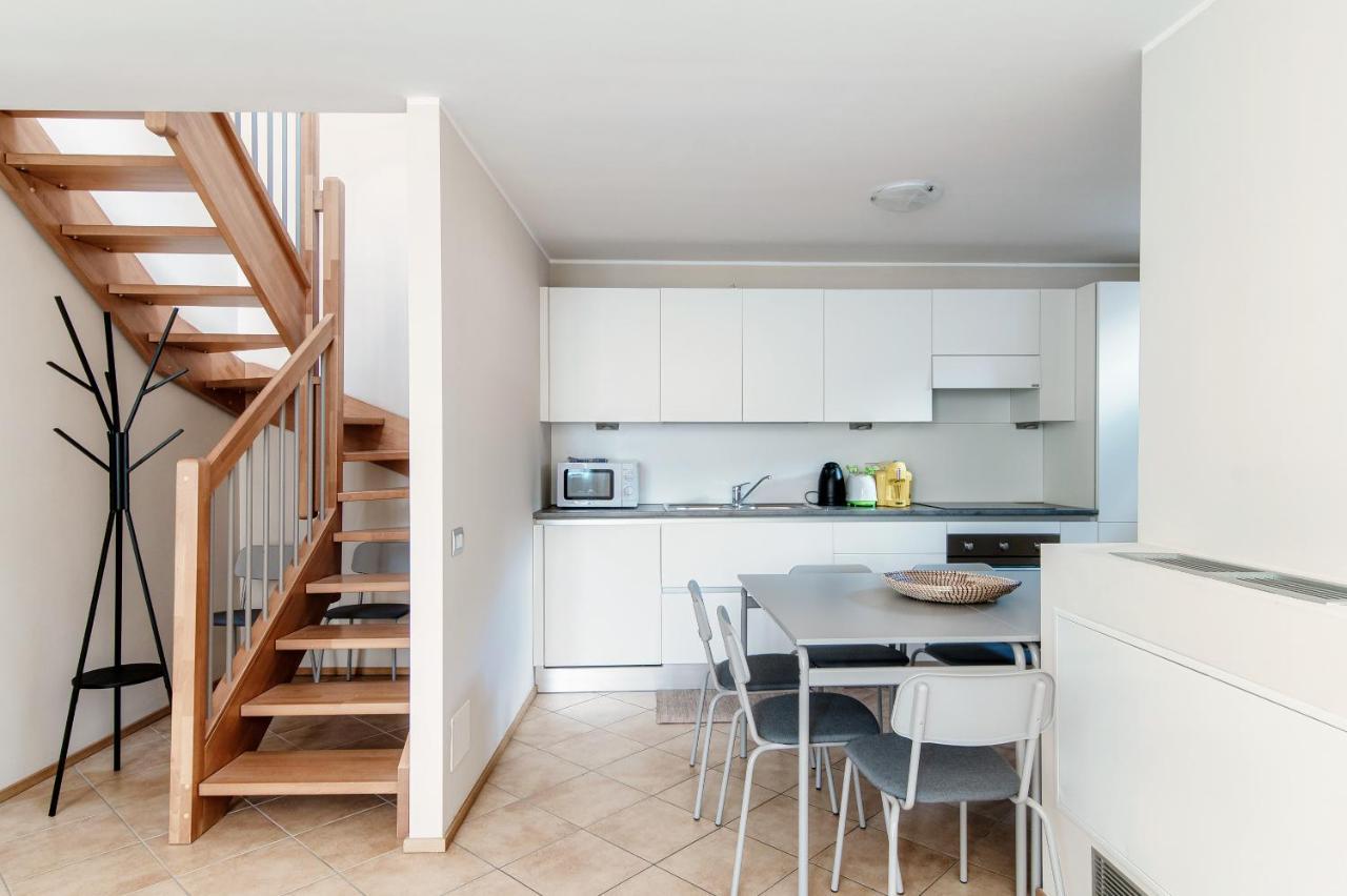 Sky Attic 72 - The House Of Travelers Apartment Como Luaran gambar