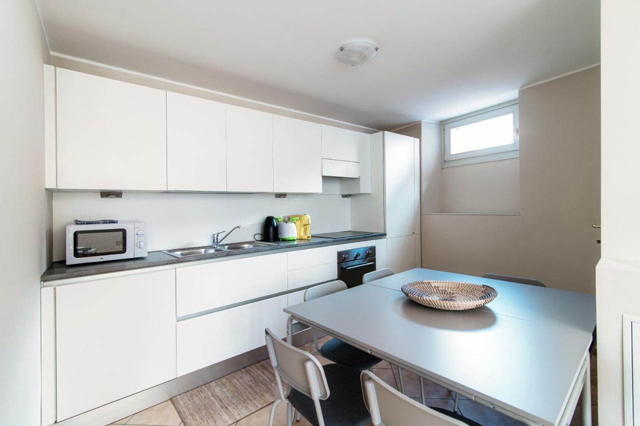 Sky Attic 72 - The House Of Travelers Apartment Como Luaran gambar