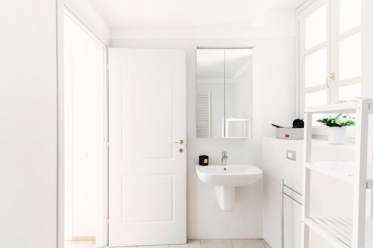Sky Attic 72 - The House Of Travelers Apartment Como Luaran gambar