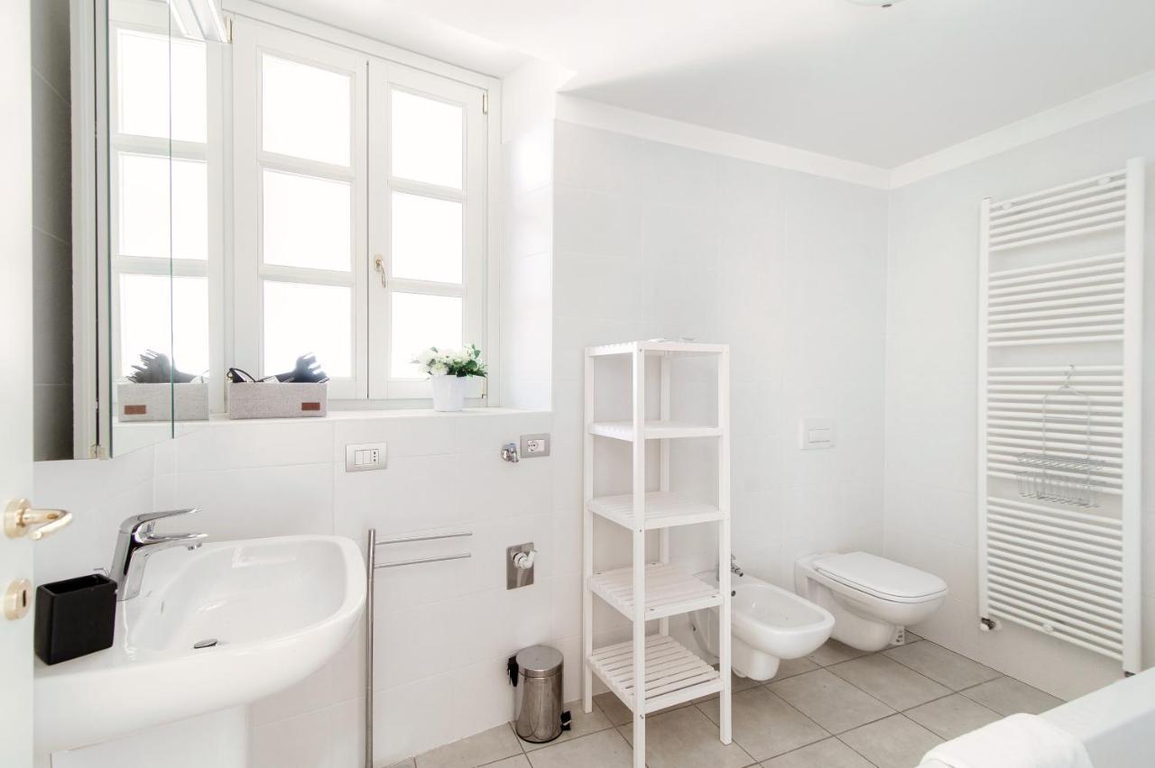 Sky Attic 72 - The House Of Travelers Apartment Como Luaran gambar